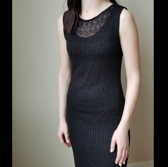 Lace Dress - Picture 3 of 7